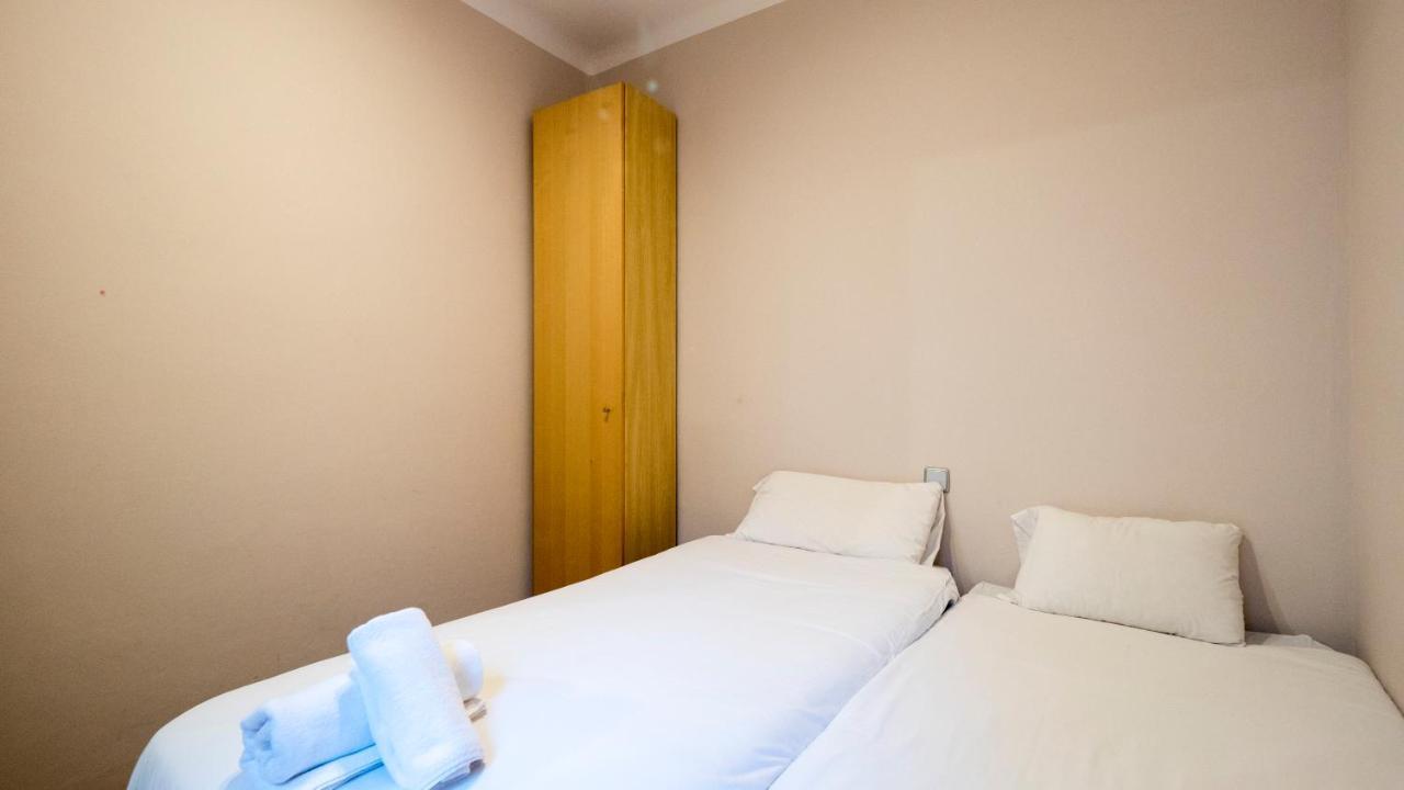 Acogedor Apartamento De 2 Dormitorios Barcelona Exterior photo